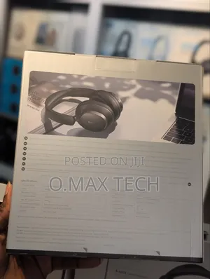 UGREEN Studio Pro ANC Wireless Headphones