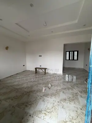 2bdrm Apartment in Off Barracks Road, Uyo for rent