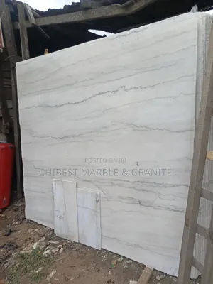 Marble Slabs for Steps and Kitchen Cabinets and Countertops