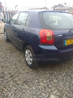 Toyota Corolla 2004 Blue