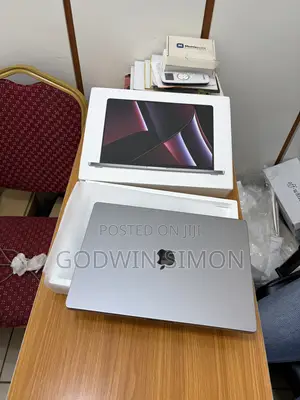 Laptop Apple MacBook Pro 2023 M2 Max 32GB Apple M2 SSD 1T