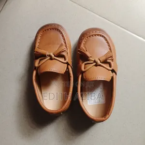 A Lovely Nude Shoe for a Boy Toddler, SIZE 24