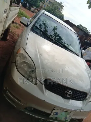 Toyota Matrix 2004 Silver