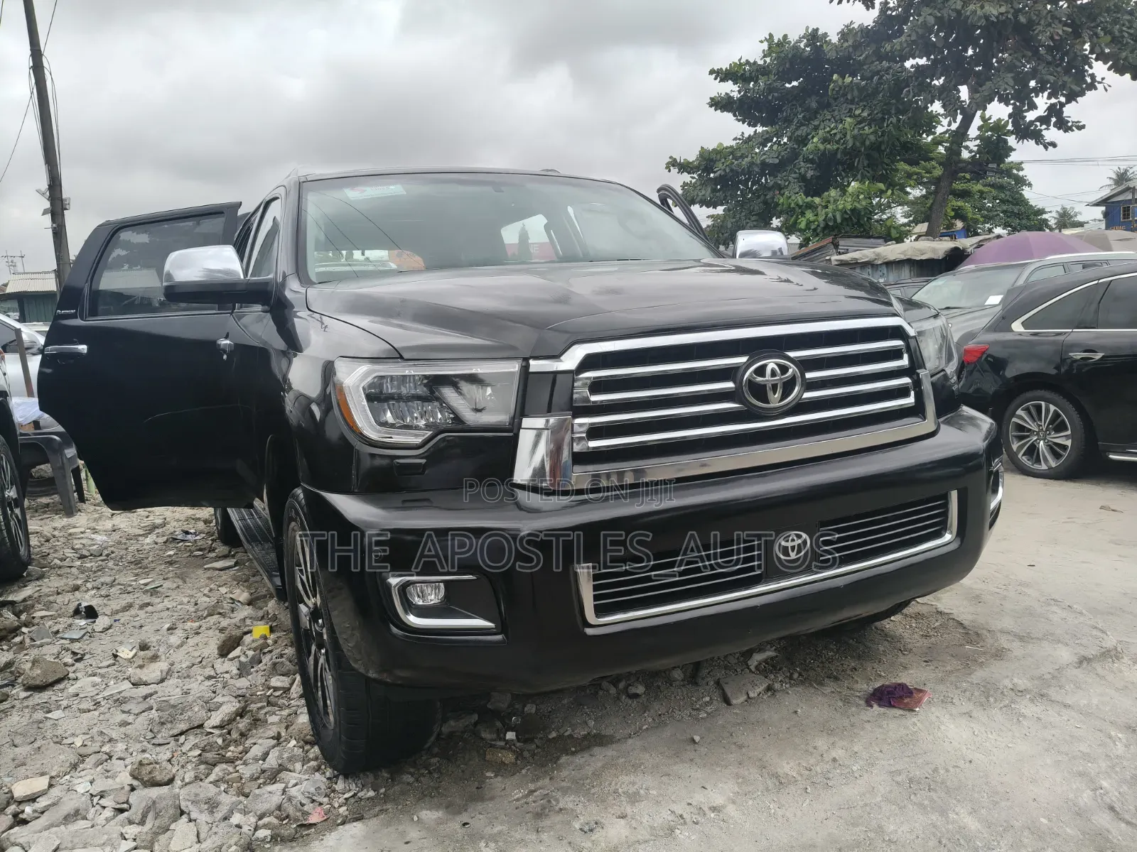 Toyota Sequoia 2015 Black
