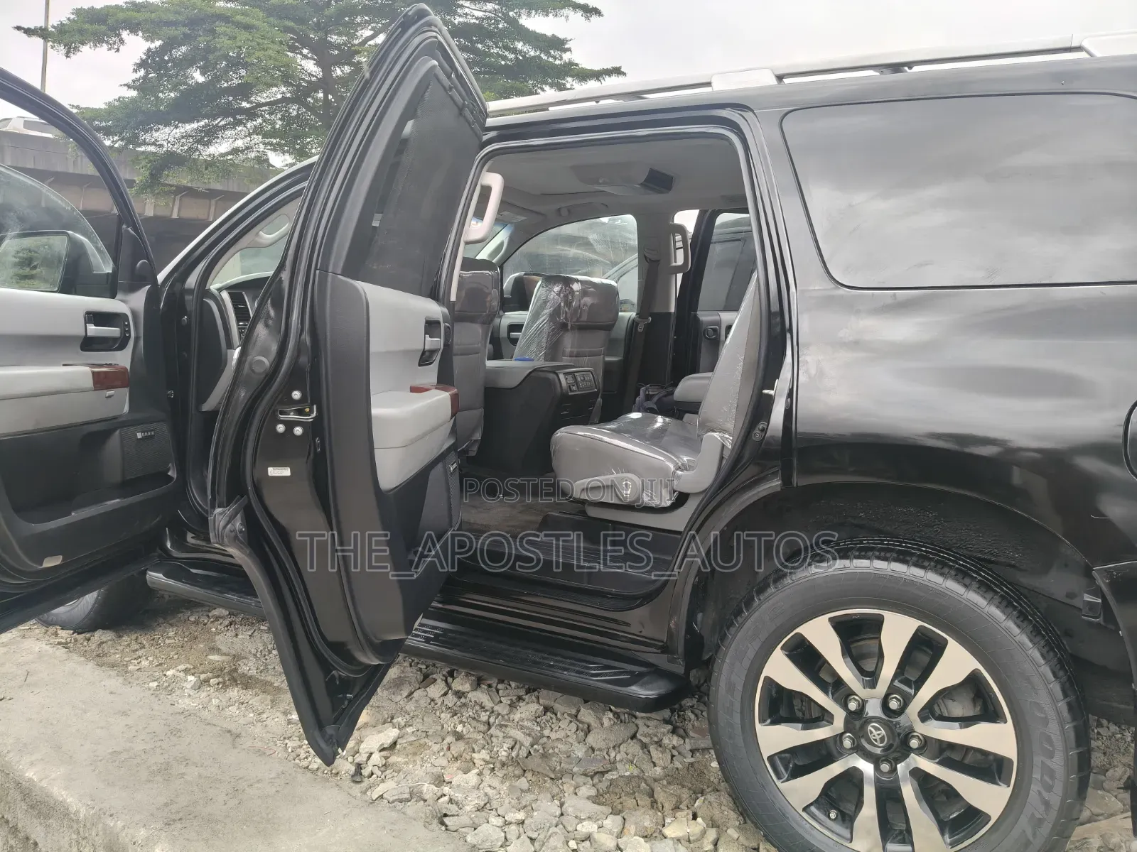 Toyota Sequoia 2015 Black