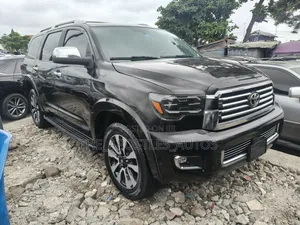 Toyota Sequoia 2016 Black