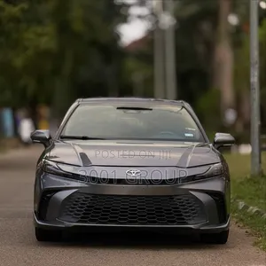 Toyota Camry 2025 Gray