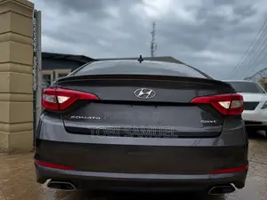 Hyundai Sonata Sport Sedan FWD (2.4L 4cyl 6A) 2016 Gray