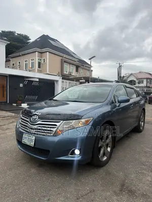 Toyota Venza 2010 Blue