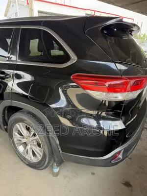 Toyota Highlander XLE 4dr SUV (3.5L 6cyl 6A) 2015 Black