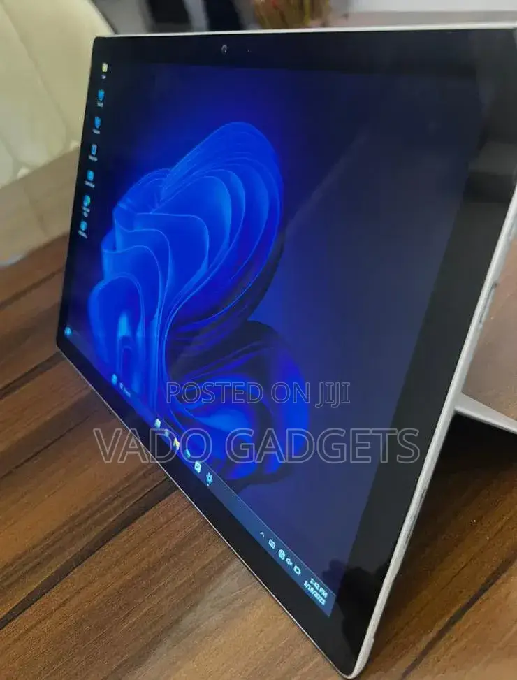 Laptop 8GB Intel Core i5 SSD 128GB