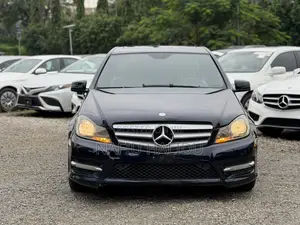 Mercedes-Benz C350 2013 Black