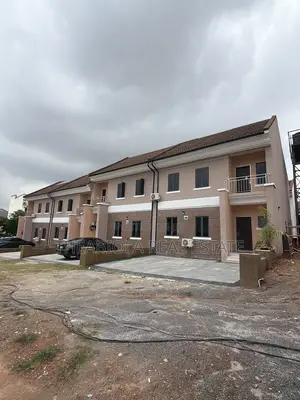 3bdrm Townhouse / Terrace in Rockvale Estate,, Apo District for rent
