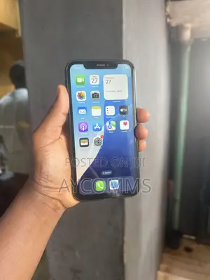 Apple iPhone XR 64 GB Black