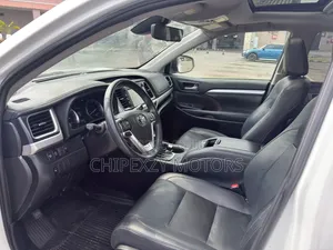 Toyota Highlander 2019 White