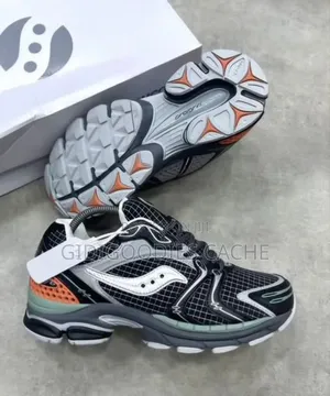 Saucony Progrid Omni 9 Sneakers 40-45