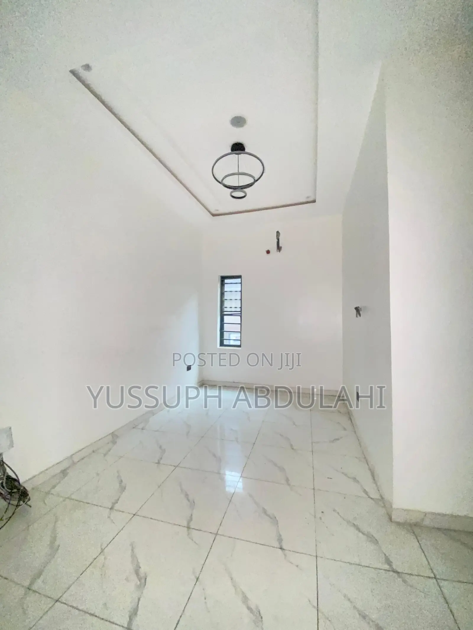 4bdrm Duplex in Chevron for sale