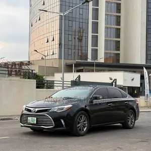 Toyota Avalon XLE 4dr Sedan (3.5L 6cyl 6A) 2014 Black