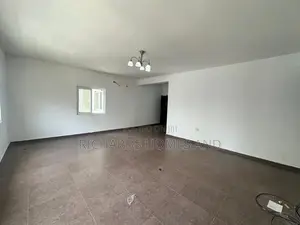 3bdrm Apartment in Lekki Phase 1 for rent