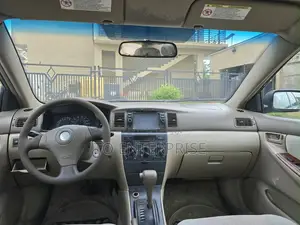 Toyota Corolla 2004 Gray