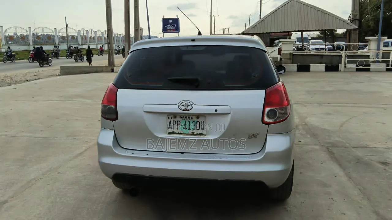 Toyota Matrix 2009 Silver