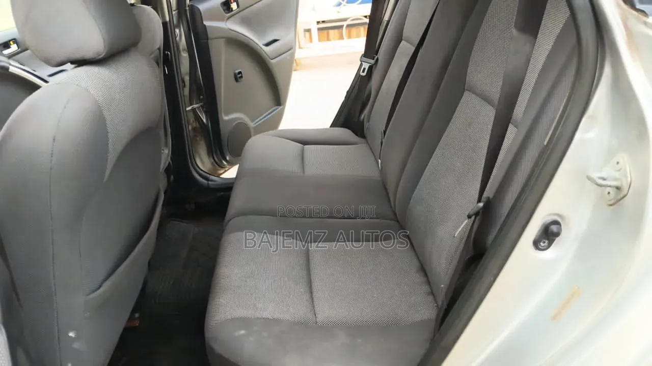 Toyota Matrix 2009 Silver