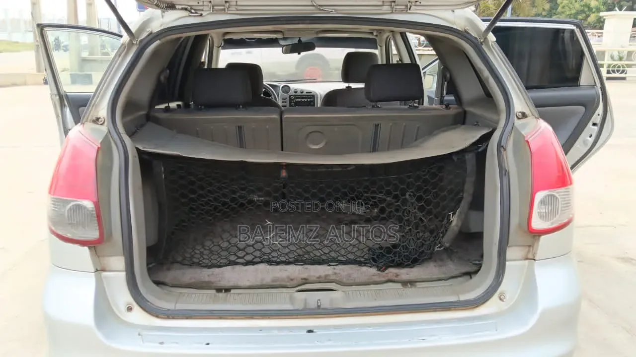 Toyota Matrix 2009 Silver