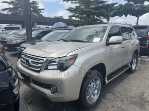Lexus GX 2013 Gold