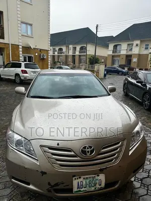 Toyota Camry 2008 Gold