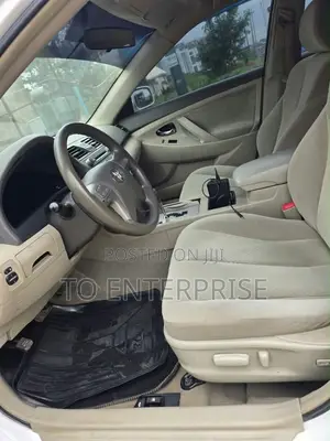 Toyota Camry 2008 Gold