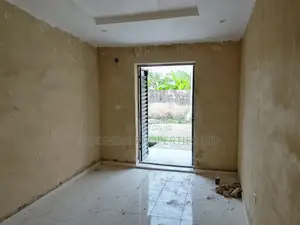 Shop Space Available for Rent
