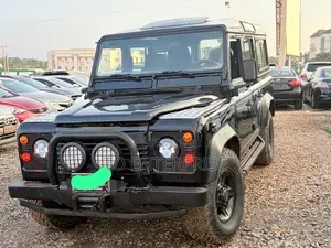 Land Rover Defender 2002 Black