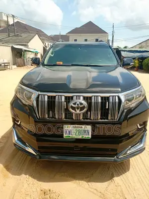 Toyota Land Cruiser Prado 2012 Black