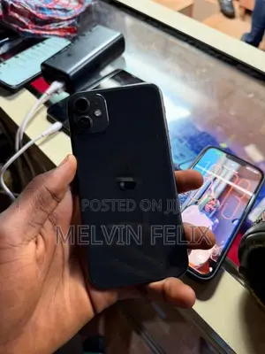Apple iPhone 11 64 GB Black