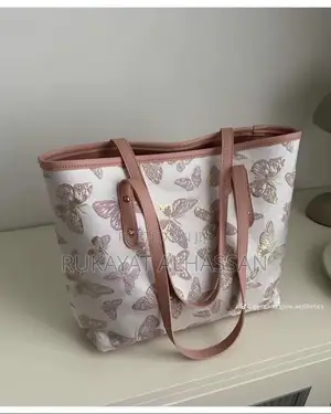 Beautiful Fashion Tote Bags for My Girlies at Affordable Prices