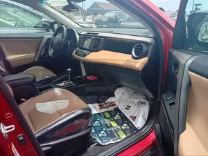 Toyota RAV4 2017 Red