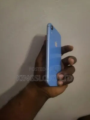 Apple iPhone XR 64 GB