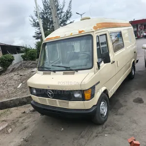 Mercedes-Benz T2 1998