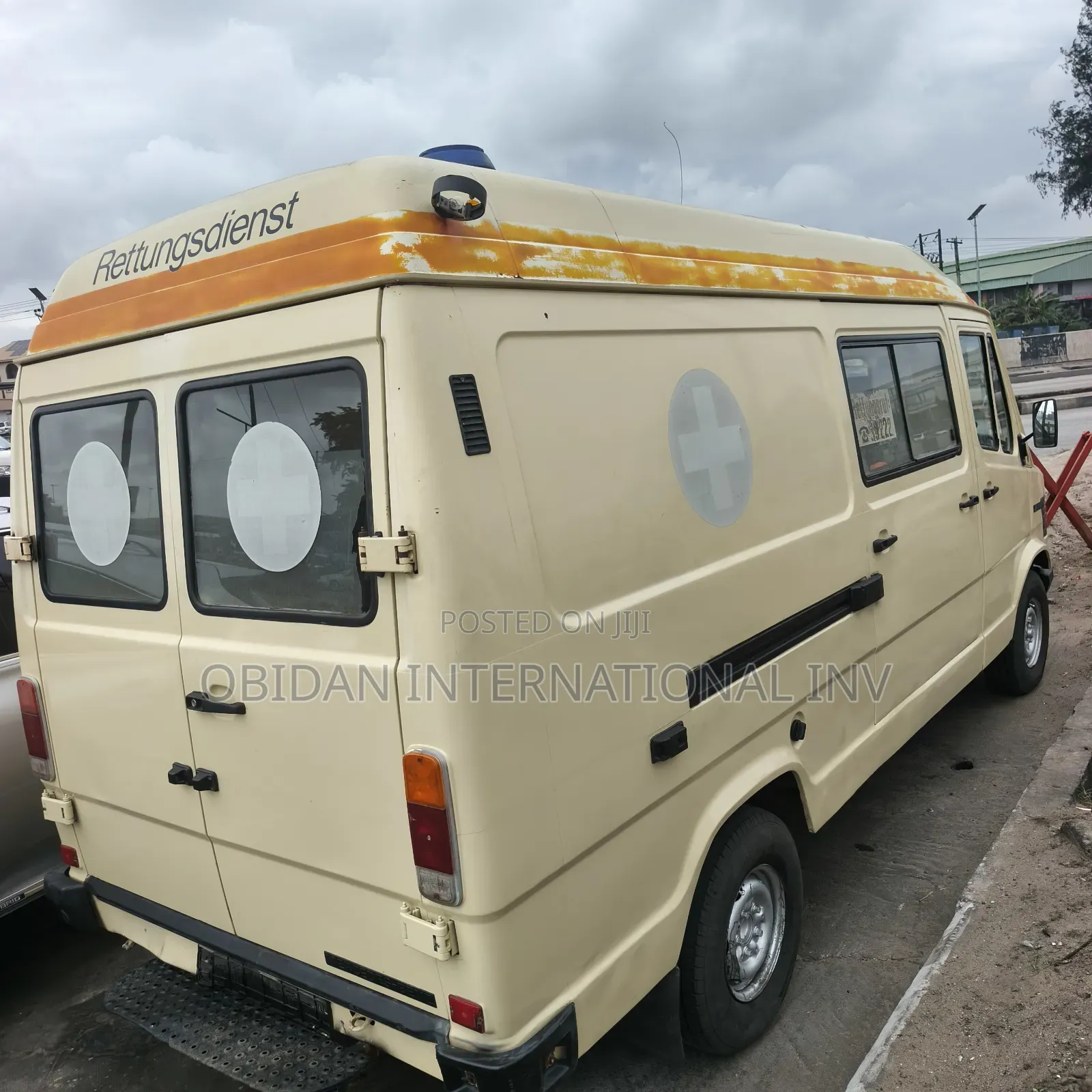Mercedes-Benz T2 1998