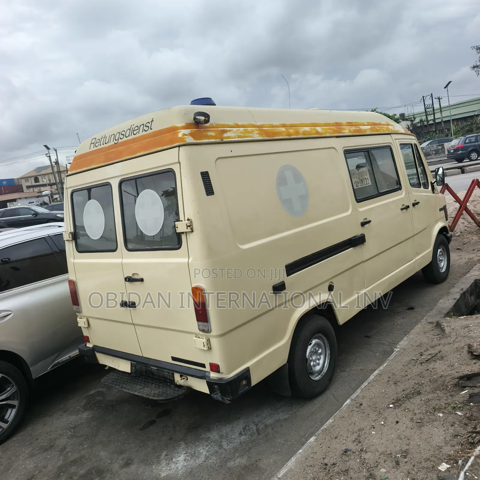 Mercedes-Benz T2 1998