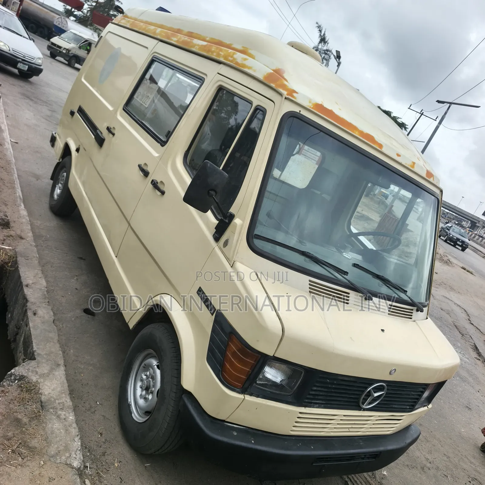 Mercedes-Benz T2 1998