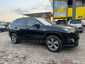 Toyota RAV4 2021 Black