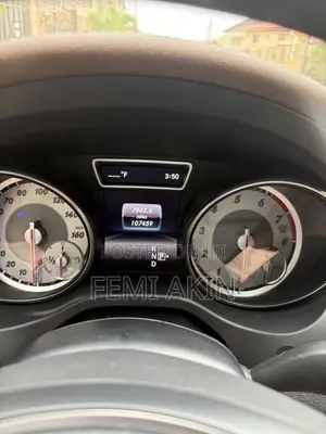 Mercedes-Benz GLA 250 2018 White