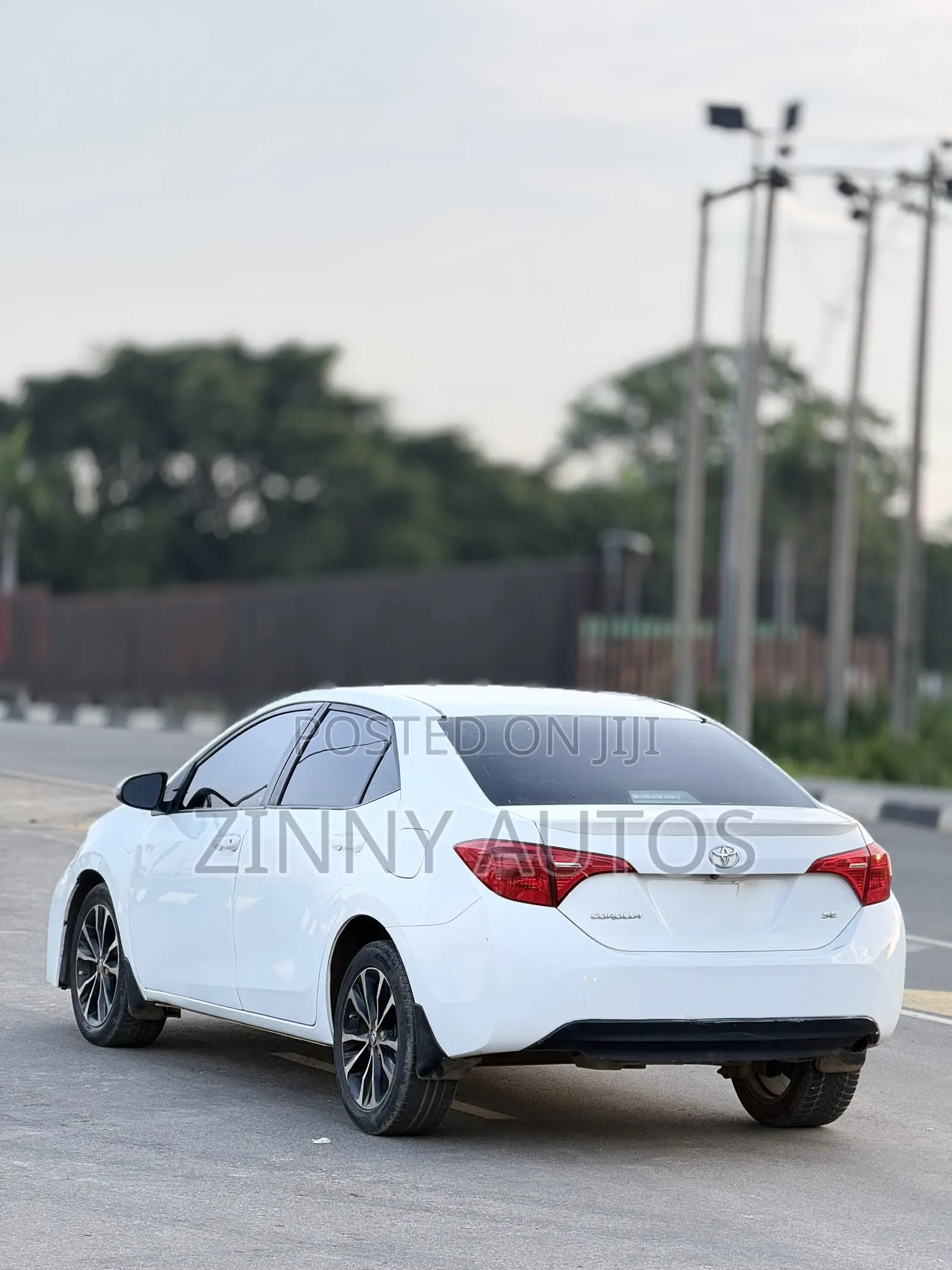 Toyota Corolla 2017 White