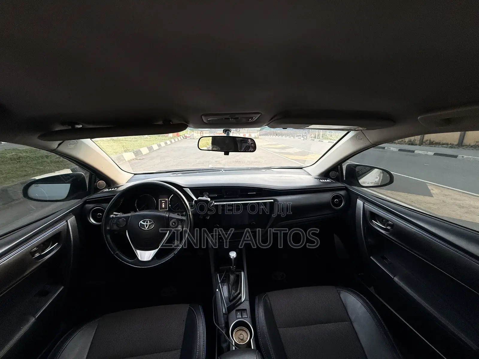 Toyota Corolla 2017 White