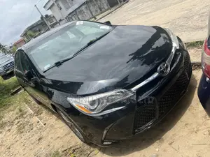 Toyota Camry SE 4dr Sedan (2.5L 4cyl 6A) 2017 Black