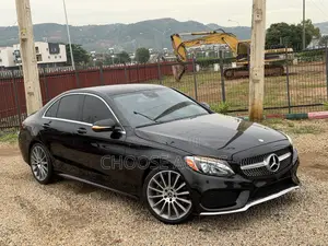 Mercedes-Benz C300 2017 Black