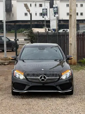 Mercedes-Benz C300 2017 Black