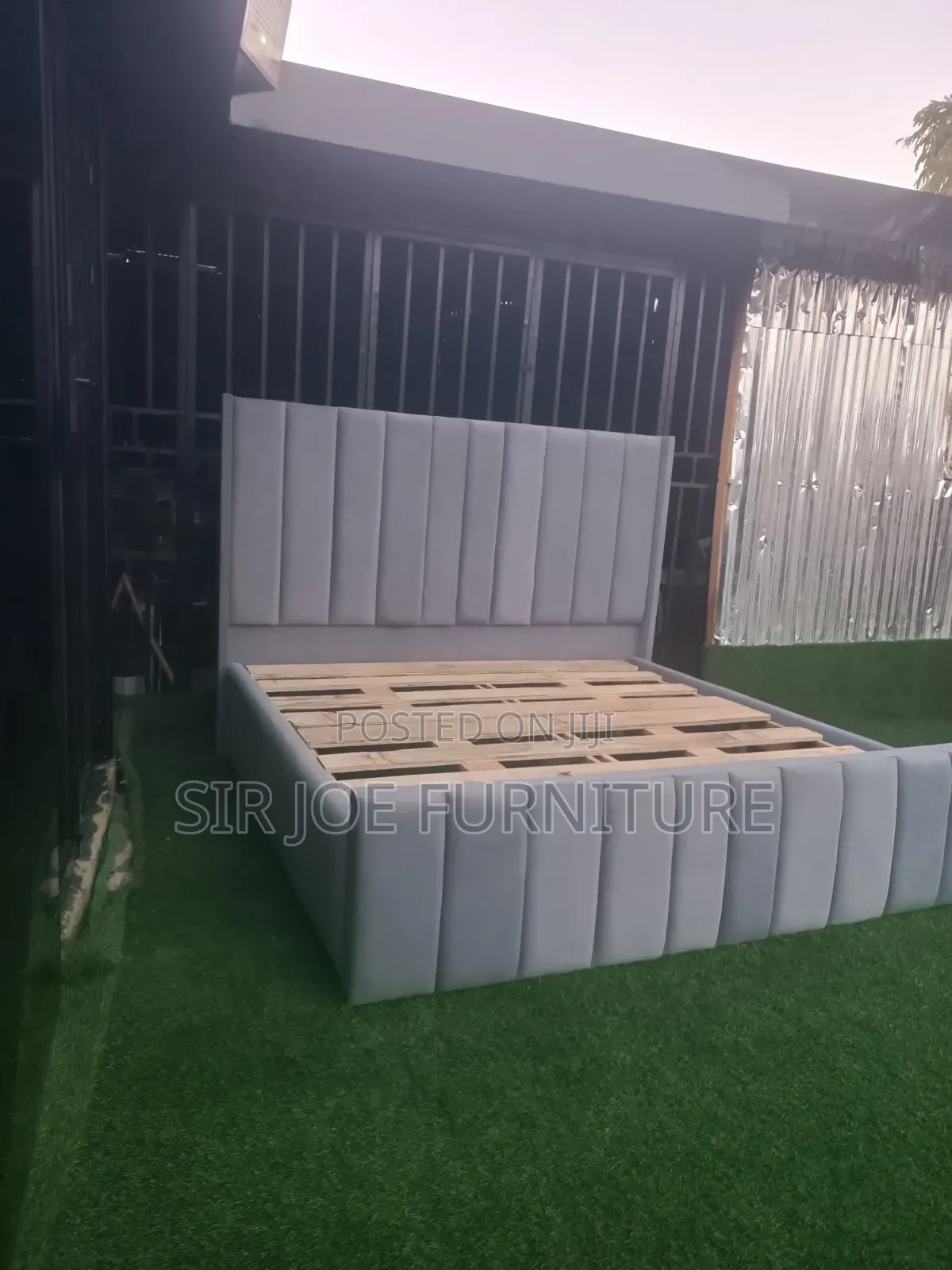 Bedframe  6x6