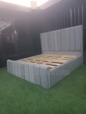 Bedframe  6x6